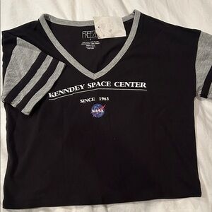 Freeze Kennedy Space Center Black and Gray Crop T-Shirt